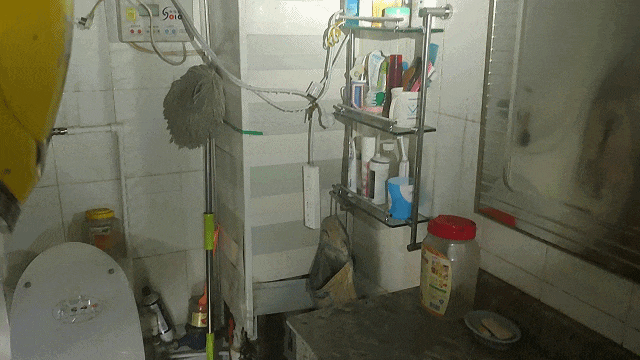 “火烧连营”！4楼起火，1楼、2楼也遭殃