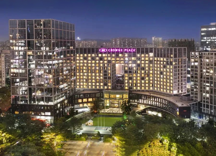 深圳龙岗珠江皇冠假日酒店